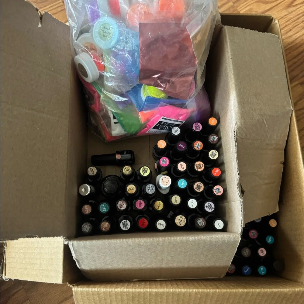 Gel nail polish
